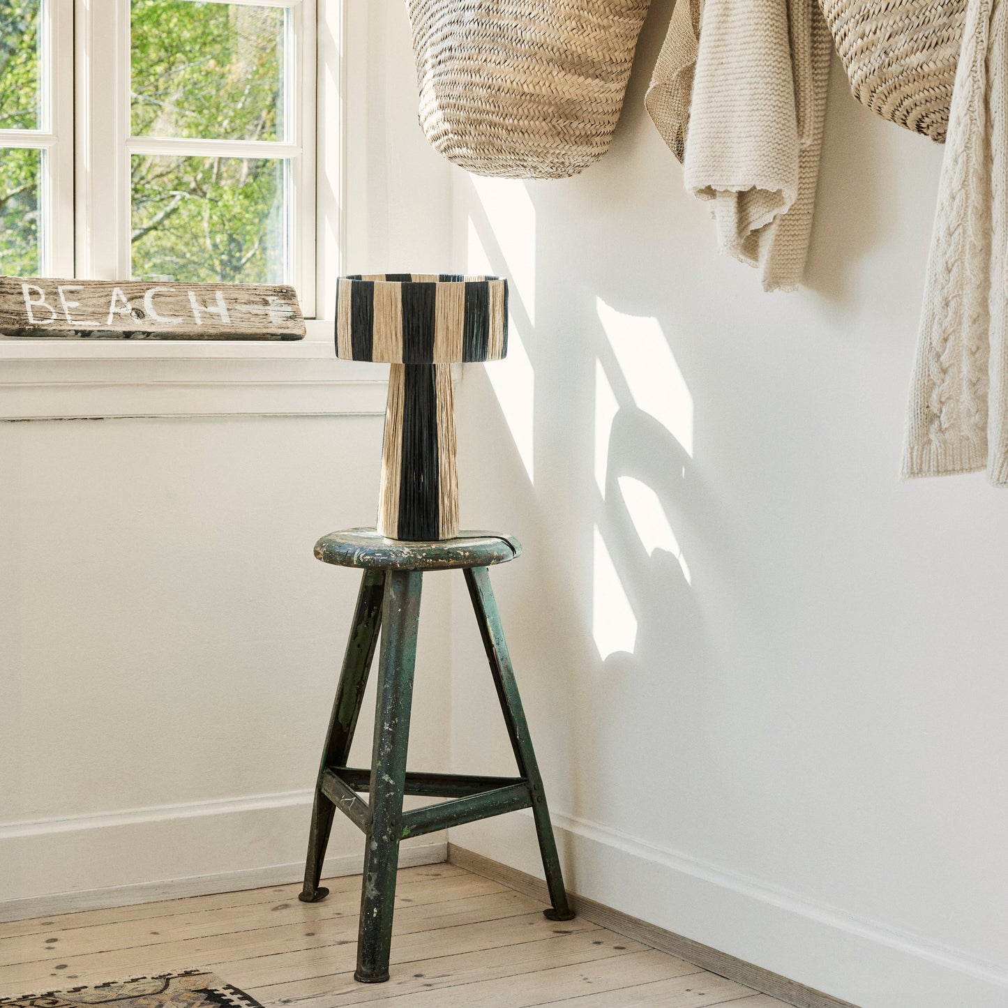 Mushroom | Black & nature, bordlampe - Jore Copenhagen